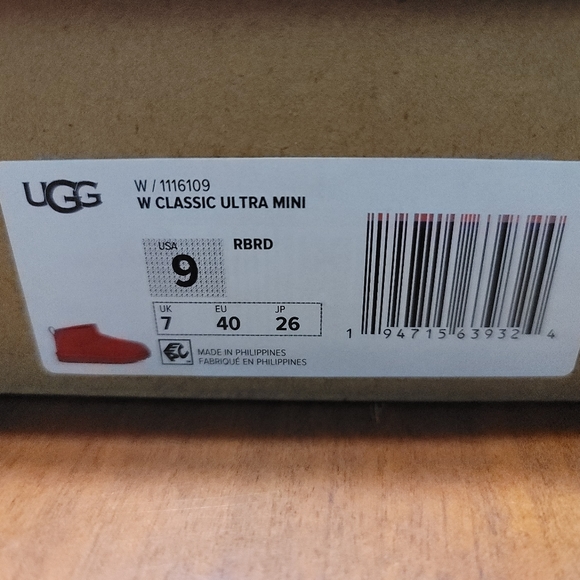 Red Uggs - Picture 3 of 3